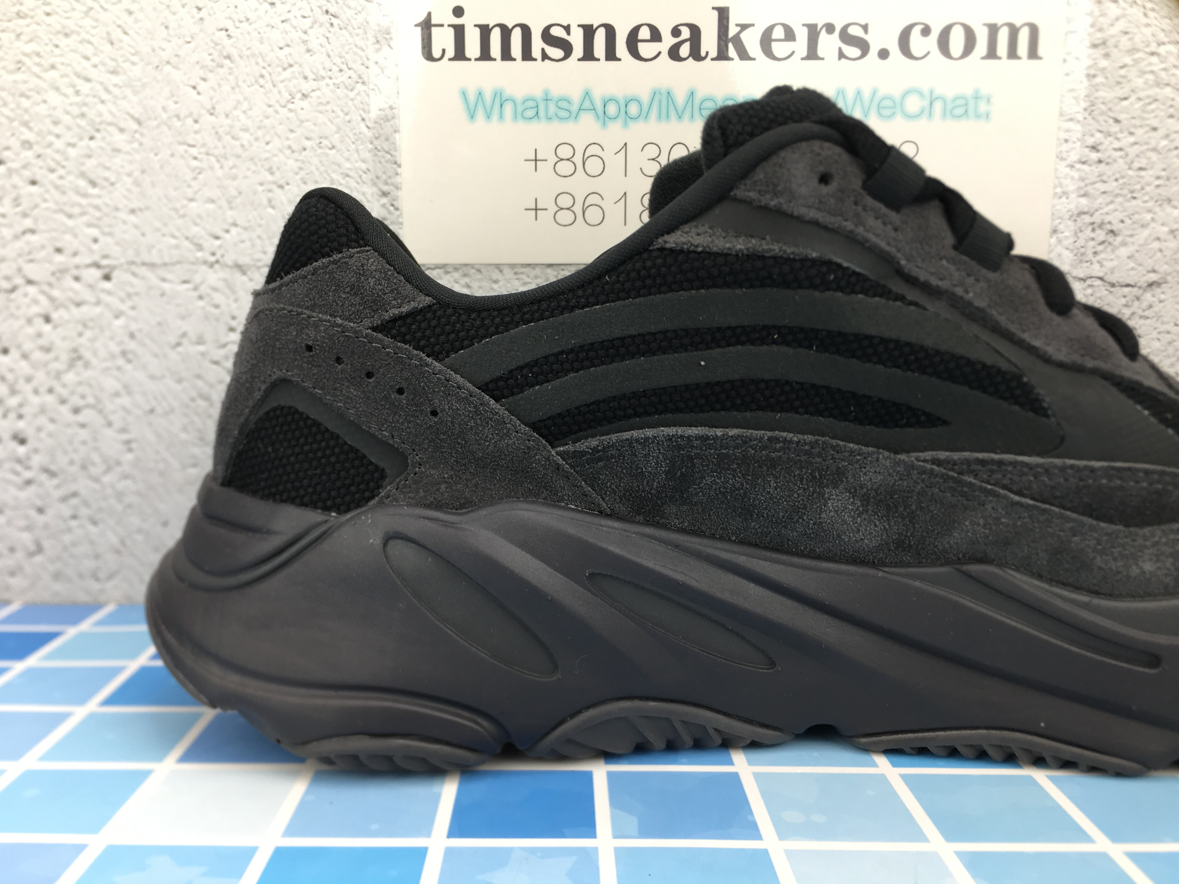 Yeezy Boost 700 V2 Vanta FU6684